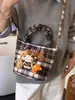 Nova Estampa Maillard Xadrez Desenho Animado Gatinha Bolsa de Mão Bolsa Transversal Pequena de Pelúcia Estilo Retrô Bolsa de Balde para Menina