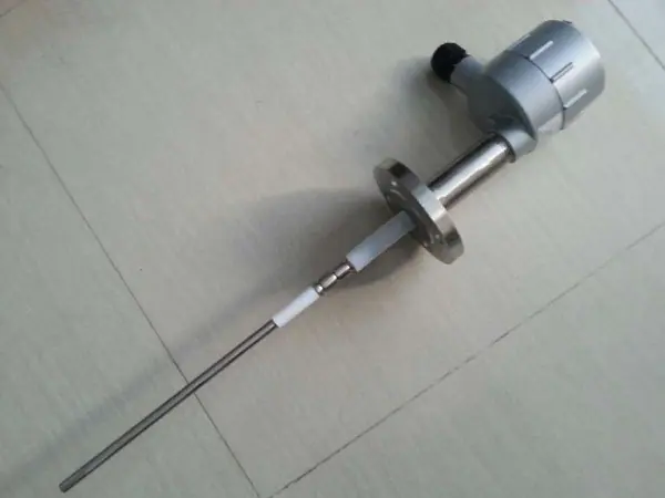 L2000C射频导纳料位计3.jpg