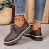 Zapatos de cuero para mujer de punta redonda, talla grande, transfronterizos, temporada primavera/otoño 2026, moda europea y americana, mocasines con plataforma de aumento de altura, en stock