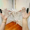 Tem um tipo de vibe delicada, perfumada e bonita~ Calcinha Fio Dental Sexy de Renda Transparente Roxa para Meninas