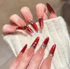 Novo Estilo de Ano Novo Arte de Unhas Gatinho Vermelho com Apliques Brilhantes Feitos à Mão, Apliques de Unhas Longos e Deslumbrantes Usáveis
