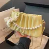 Bolsa de Axila Plissada Pérola Nuvens Bolsa Pequena de Crowdsourcing Moda Feminina Nova de Verão Bolsa de Ombro Transversal Versátil