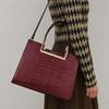 Bolsa Transversal Feminina Novo Estilo Couro Genuíno Primavera e Outono Versátil High-End Bolsa de Casamento Bolsa de Mão Bolsa de Mãe Bagagem