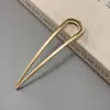Grampo de Cabelo Extendido em Forma de U de 14cm para Mulheres, uma Ferramenta de Penteado Versátil Simples e Clássica para a Parte de Trás da Cabeça, Grampo Curvo Grande com um Toque de Luxo