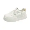Zapatos casuales para estudiantes mujeres, modelo nuevo de otoño ins de caña baja 2026, zapatillas blancas versión coreana, zapatos de lona deportivos con suela gruesa para aumentar la altura