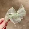 Pinza para el Cabello con Lazo de Organza Verde Menta y Perlas, con un Toque Elegante y de Alta Gama, Pinza de Cocodrilo Versátil y Elegante para la Parte Trasera de la Cabeza