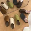 Estilo Holgazán Simple Japonés Diadema Birkenstock Pantuflas Mujer 2026 Cuero Suave Antideslizantes Suela Suave Versátil para Viajar Persona Perezosa Medias Pantuflas