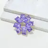 Nuevo broche de aleación para mujer, moderno y de alta gama, pin de lujo nicho para abrigos y trajes, simple y elegante, broche versátil