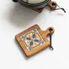 Porta-Panela de Madeira de Acácia Estilo Japonês com Padrão de Flores para Uso Doméstico, Jogo Americano Criativo de Madeira Maciça, Tapete de Isolamento Térmico para Acampamento ao Ar Livre