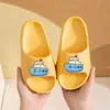 Sandalias Infantiles Nuevas de Dibujos Animados Qidashun para Niños y Niñas, Tallas 30-35, Sandalias de Zapatos Infantiles de Verano Engrosados para Uso en Casa