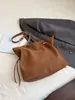Bolso de Hombro Único Estilo Coreano Bolso Tote para Mujer Lanzamiento Nuevo Otoño/Invierno 2026 Estilo Relajado Bolso de Cadena Versátil Bolso Cruzado para Viajar