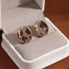 Pendientes de Terciopelo con Estampado de Leopardo Ovalados Estilo Retro de Hong Kong para Otoño e Invierno Lujo Accesible Pendientes de Gama Alta Estilo Europeo y Americano Pendientes Elegantes y Sexy