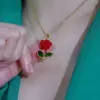 Colar de Flor Rosa Vermelha Elegante de Alta Moda Versátil Romântico em Forma de Coração Veludo Vermelho Flor Corrente para Clavícula Corrente de Pescoço