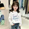 Camiseta de Manga Larga para Niña Estilo Nuevo Otoño 2026 Bebé Niña Holgada Estampado de Dibujos Animados Top Moderno Femenino