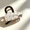 Pinza de Garra Grande Versátil para Mujer, Pinza para el Cabello de Alta Gama Estilo Coreano para la Parte Trasera de la Cabeza, Elegante Accesorio para el Cabello 2026