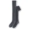 Calcetines altos 100% cachemir puro para mujer, con elasticidad moderada, no propensos a resbalarse, sencillos, suaves, versátiles y cálidos.