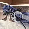 Scrunchie de tecido xadrez estilo balé com laço para mulheres, adequado para coques e rabos de cavalo baixos, acessório de cabelo