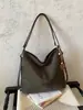 Mochila de Moda Transfronteriza para Mujer Otoño/Invierno 2026 Nueva Gran Capacidad Bolso de Hombro Retro Esmerilado para Viajes Diarios Bolso Cruzado