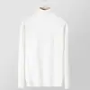 Tricô de Gola Alta 2024 Masculino Outono e Inverno Novo Estilo Camada Base Tricô Estilo Coreano Tendência Versátil Tricô Fino