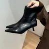 2026 Elegantes Botas de Invierno de Punta Fina Tacón de Aguja Adelgazantes para Mujer Versátiles de Ponerse Piel Suave Botines Elásticos en el Tobillo con Forro de Felpa