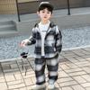 Conjunto de Camisa com Capuz Xadrez para Meninos Primavera e Outono 2025 Novo Outono Tendência Cool Conjunto de Duas Peças Camisa para Meninos Roupa da Moda