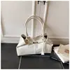 Moda de Inverno 2025 Simples de Ombro Único Nicho Bolsa de Mão de Luxo Estilosa Minimalista de Axila para o Dia a Dia Bolsa de Ombro