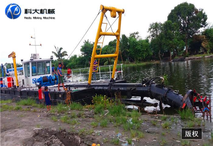 3菲律宾绞吸挖泥船1 (5).jpg