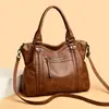 Bolsa feminina 2026 novo modelo bolsa de mão de grande capacidade bolsa de mãe bolsa de ombro versátil vintage da moda disponível para dropshipping