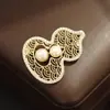 Broche Colgante Calado Estilo Chino Calabaza Accesorios de Doble Propósito Exquisito Patrón Calado Retro Pin Perla Accesorios de Ramillete