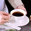 Taza de Cerámica para el Té de la Tarde Jingdezhen Retro Taza de Café con Leche Hueso de Porcelana Estilo Escandinavo Juego de Taza y Platillo para Café