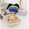 Solo Venta de RopaMuñeca de Vinilo con Colgante Dimoo Ropa de Pluto, Goofy y Pato Lucas Atuendos y Sombreros