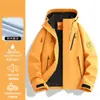 Chaqueta cortavientos e impermeable estilo Luo Tu para mujer, nueva colección otoño e invierno, chaqueta exterior tres en uno para complexión pequeña, adecuada para senderismo