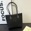 Bolsa Tote Transfronteriza de Gran Capacidad para Mujer 2025 Nueva Moda Tendencia Retro Bolso de Hombro Casual para el Trabajo y el Viaje Bolso de Mujer