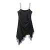 Vestido de Verano 2026 Estilo Nuevo Sexy Estilo Europeo y Americano para Mujer con Ribete de Encaje y Tirantes Finos, Vestido Corto de Color Sólido con Dobladillo Irregular
