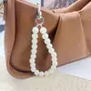 Cadena Corta para Teléfono de Abalorios Acrílicos de Colores Electroplateados, Colgante Minimalista de Nicho, Cadena para Bolso de Cuentas, Llavero