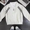 Chamarra con cierre y cuello mao estilo japonés 2026, corte holgado, versátil, elegante, diseño minimalista americano, chamarra a rayas, sudadera para hombre