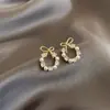 Lote Misto Brincos Populares para Mulheres, Brincos de Luxo de Alta Qualidade, Mesmo Estilo do Tiktok, Versão Coreana, Brincos de Flor de Pérola, Nicho e Versátil