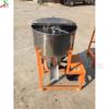 Mezclador vertical de materias primas químicas, máquina mezcladora de semillas de acero inoxidable de operación continua, mezcladora en espiral, barril mezclador de pellets