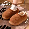 Pantuflas de Algodón para Mujer con Tacón 2026 Nuevo Otoño/Invierno Interiores Hogar Antideslizantes Suela Gruesa Felpa Cálida Zapatos de Algodón para Piso
