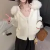 Jaqueta de moletom com capuz casual para outono e inverno para mulheres, com gola de pelo removível, versátil para o dia a dia, modeladora, cardigã de tricô com zíper