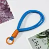 Cordão Curto para Celular Combinação de Cores Nó Trançado Chaveiro de Pelúcia Cordão Trançado Sling Anti-Perda 15cm