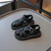 Sandalias para Niña 2026 Verano Nuevo Estilo Zapatos de Playa Cerrados Tejidos Huecos para Niños Estilo Princesa Sandalias Romanas para Niña Pequeña