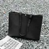Tienda de Ropa Fina Exquisita para Mujer Bolsas Tote de Tela No Tejida Venta al por Mayor Bolsas de Empaque para Regalo Bolsas de Empaque para Compras Se Pueden Imprimir con Logo