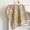 Bufanda jacquard de doble cara estilo francés con diseño de plantas y caballos, imitación cachemir para mujer, chal con borde de rayas, bufanda exterior de estilo artístico para otoño e invierno