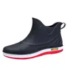 Botas de lluvia de caña corta para hombre transfronterizas para uso todoterreno al aire libre, zapatos de goma ligeros, duraderos y antideslizantes, zapatos de trabajo impermeables para la cocina