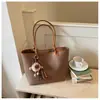 Bolsa Grande Estilo Minimalista Nova Transfronteiriça para Mulheres, Bolsa Tote Retro Fashion de Grande Capacidade, Bolsa de Ombro Versátil para o Dia a Dia