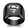 Nuevo Producto Transfronterizo Europeo y Americano Anillo Cuadrado Brillante de 18 mm Anillo Cuadrado Superman Anillo con Logo Láser al por Mayor para Mujeres