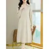 Vestido suéter base de punto transfronterizo 2026 nuevo estilo otoño e invierno, corte holgado, elegante, vestido largo hasta la rodilla