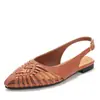 Sandalias tejidas doradas vintage con punta, tira trasera hueca, suela plana, nuevos zapatos romanos de verano J5033-3