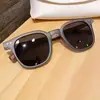 Gafas de Sol con Patas de Madera con Grano y Remaches, Estilo Coreano y Japonés, Transfronterizas para Hombres y Mujeres, Retro de Alta Calidad, Modernas, Sombrilla y Protección Solar, Populares en Línea